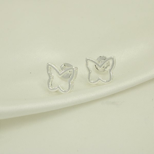 Brinco de Borboleta Vazada Banhado a Prata 925