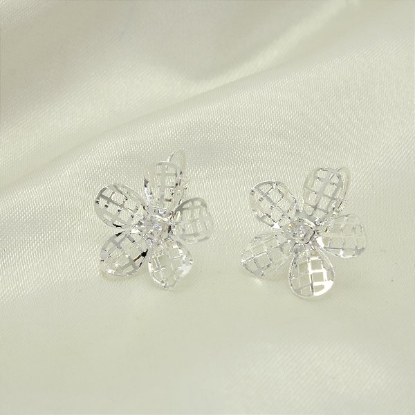 Brinco de Flor com Detalhe em Zircônia Banhado a Prata 925