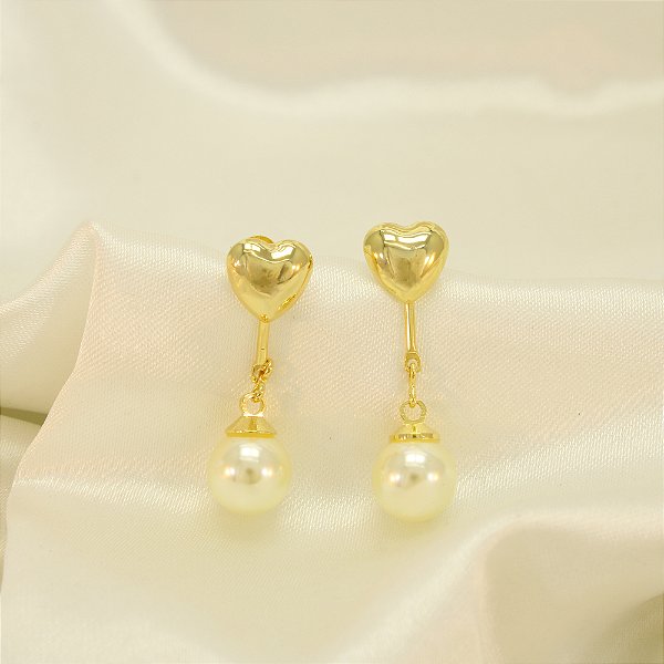 Brinco de Coração com Pérola Pendente Banhado a Ouro 18k