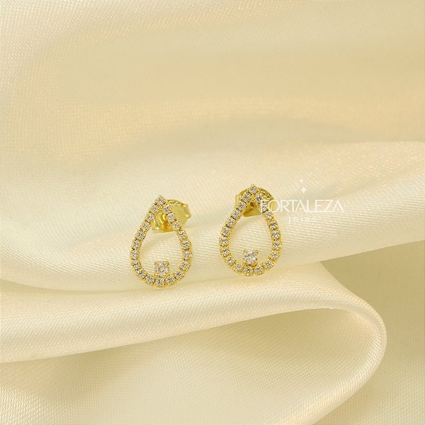 Brinco de Gota Cravejado em Zircônia Banhado a Ouro 18k