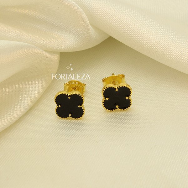 Brinco de Trevo Resinado Banhado a Ouro 18k