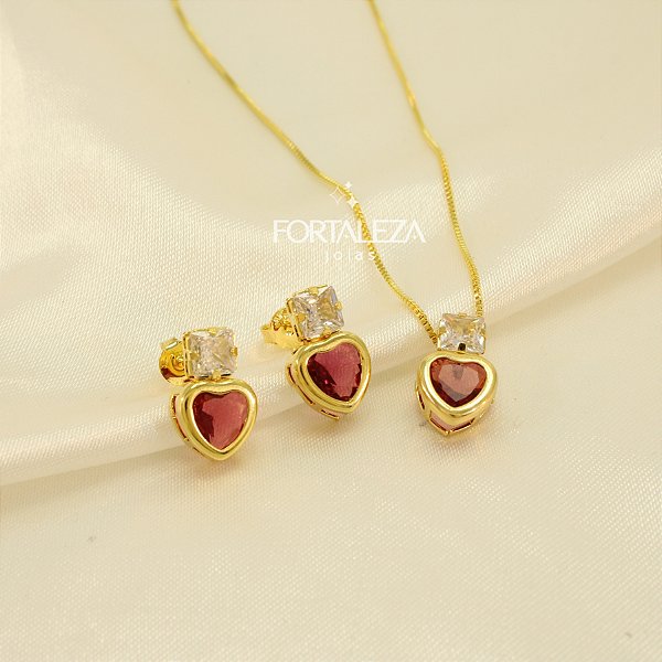 Conjunto de Coração com Zircônias Banhado a Ouro 18k