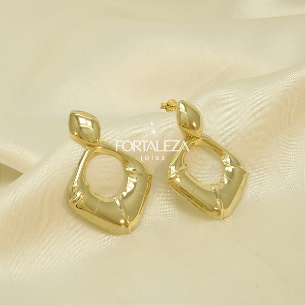 Brinco Geométrico Vazado Banhado a Ouro 18k