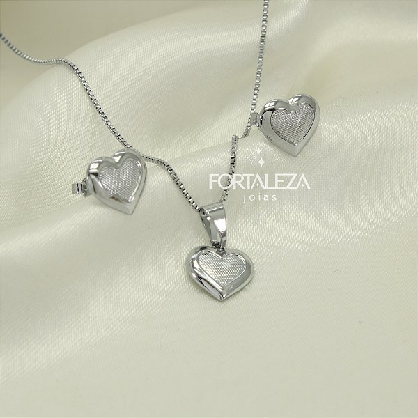 Conjunto de Coração Texturizado Banhado a Ouro Branco