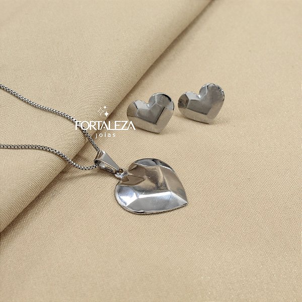 Conjunto Coração Facetado Banhado a Ouro Branco