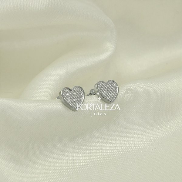 Brinco de Coração Texturizado Banhado a Ouro Branco
