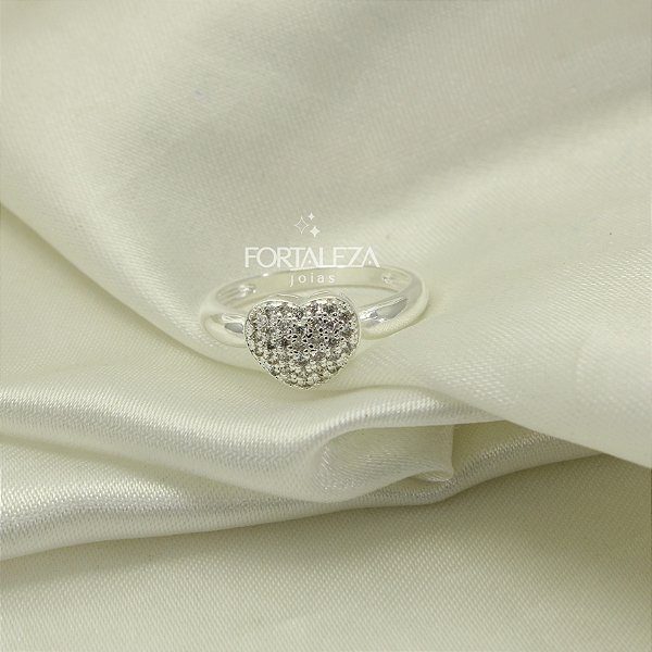 Anel Coração Cravejado em Zircônia Banhado a Prata 925