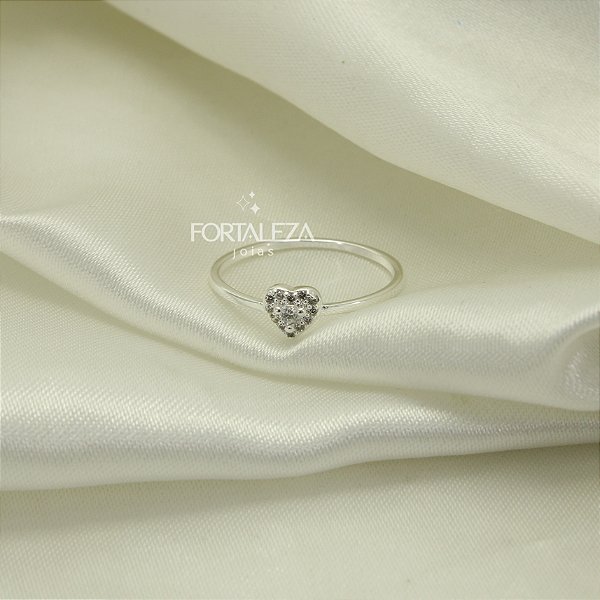 Anel de Coração Cravejado em Zircônia Banhado a Prata 925
