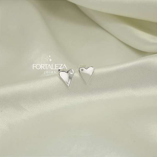Brinco Coração com Detalhe em Zircônia Banhado a Prata 925