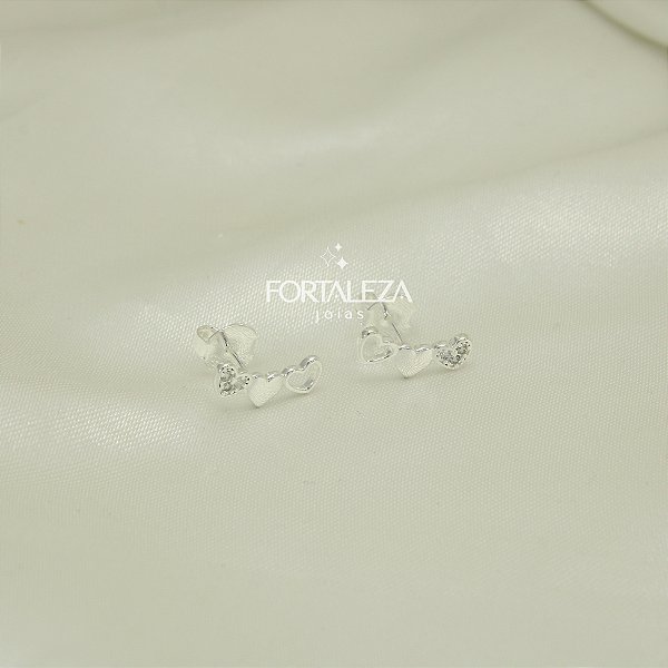 Brinco Mini Ear Cuff de Coração Banhado a Prata 925