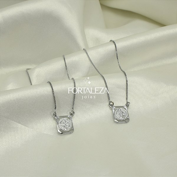 Escapulário de São Bento Banhado a Ouro Branco