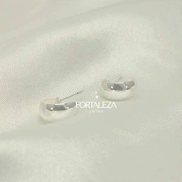 Brinco Argola com Design Largo Banhado a Prata