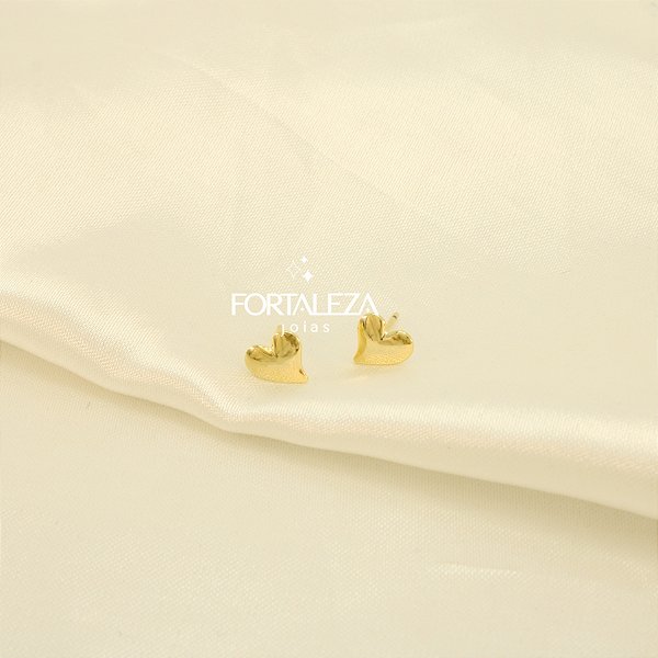 Brinco de Coração Polido Banhado a Ouro 18k