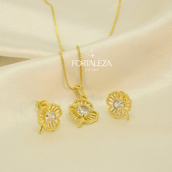 Conjunto de Flor Vazada com Zircônia Banhado a Ouro 18k