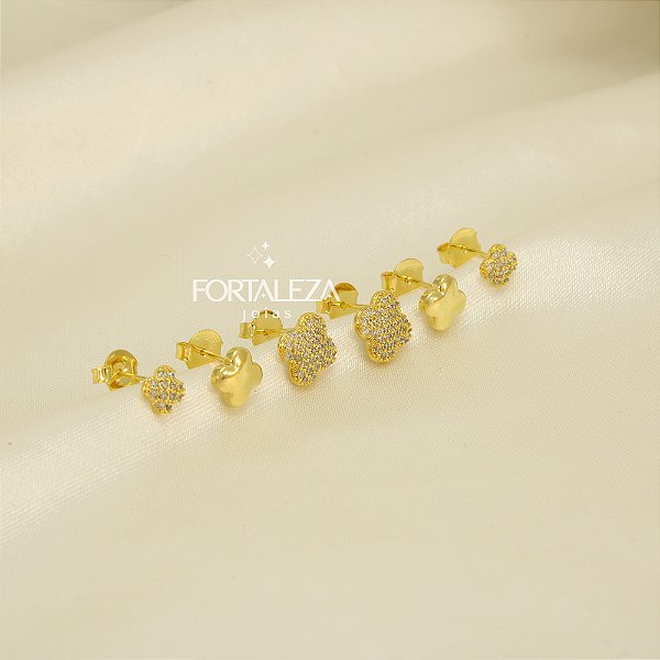 Brinco em Trio de Trevo Cravejado e Banhado a Ouro 18k
