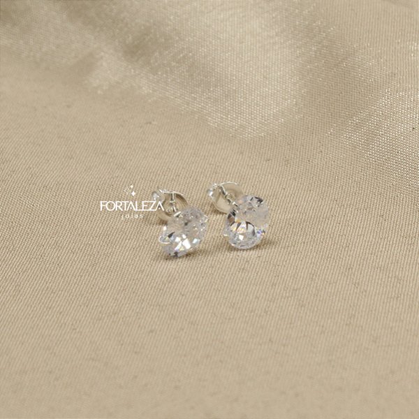 Brinco Oval de Zircônia Cristal em Prata 925