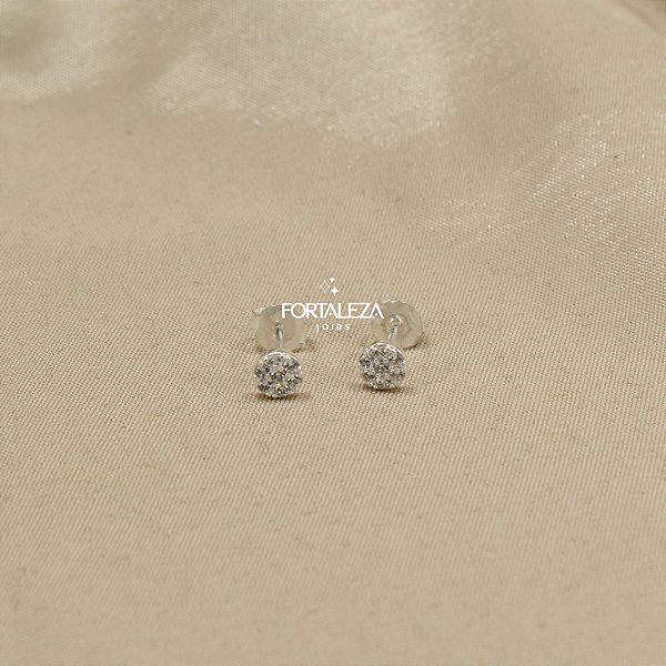 Brinco Cravejado com Zircônia Cristal em Prata 925