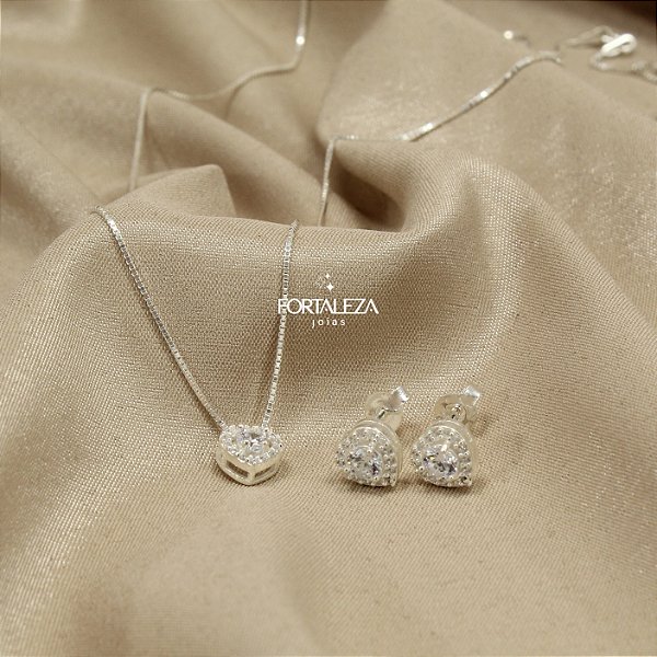 Conjunto de Coração Cravejado com Zircônia em Prata 925