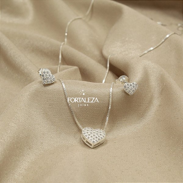 Conjunto de Coração Cravejado com Zircônia em Prata 925