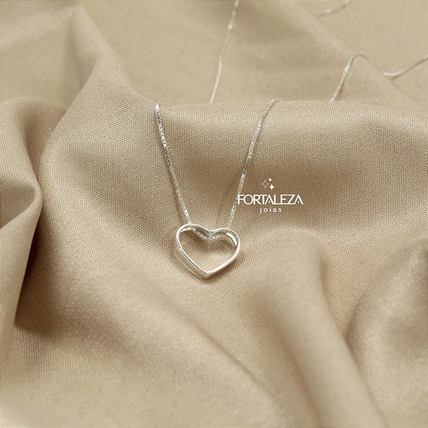 Gargantilha Coração Vazado em Prata 925