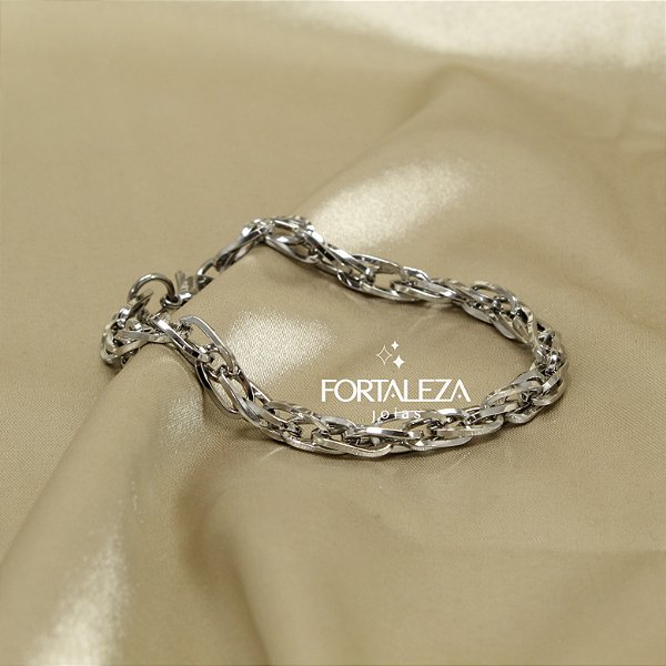 Pulseira com Elos Entrelaçados em Aço Inox