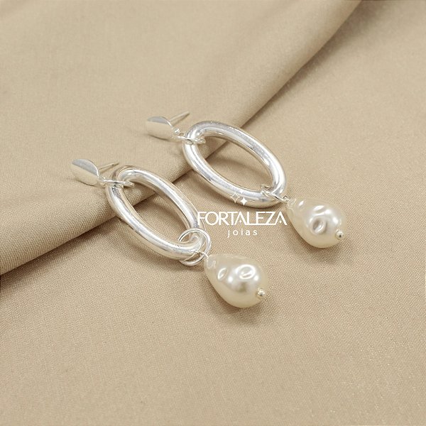 Brinco Oval com Pérola Barroca Banhado a Prata