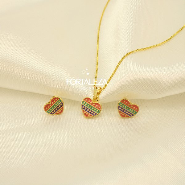 Conjunto Coração Resinado Banhado a Ouro 18k