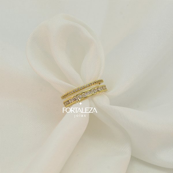 Anel Regulável Cravejado em Zircônia Banhado a Ouro 18k