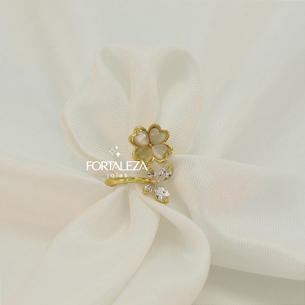 Anel Regulável com Flor e Borboleta Banhado a Ouro 18k