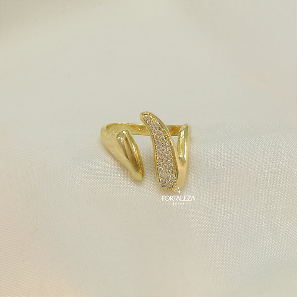 Anel Regulável Orgânico Cravejado em Zircônia Banhado a Ouro 18k