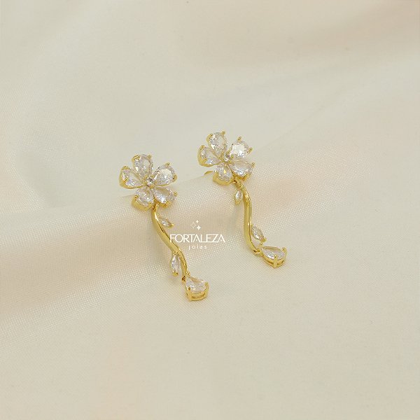 Brinco Flor Cravejada com Ramo Pendurado Banhado a Ouro 18k