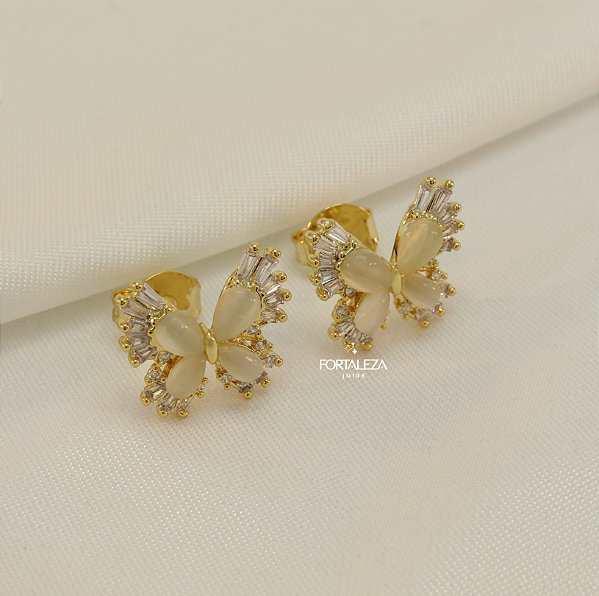 Brinco Borboleta com Detalhe em Resina e Zircônia Banhado a Ouro 18k