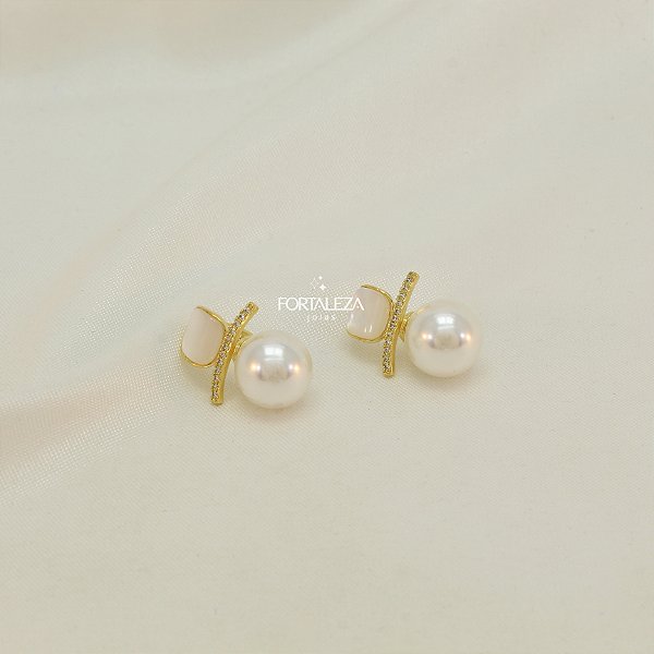 Brinco com Design Geométrico Sofisticado Banhado a Ouro 18k