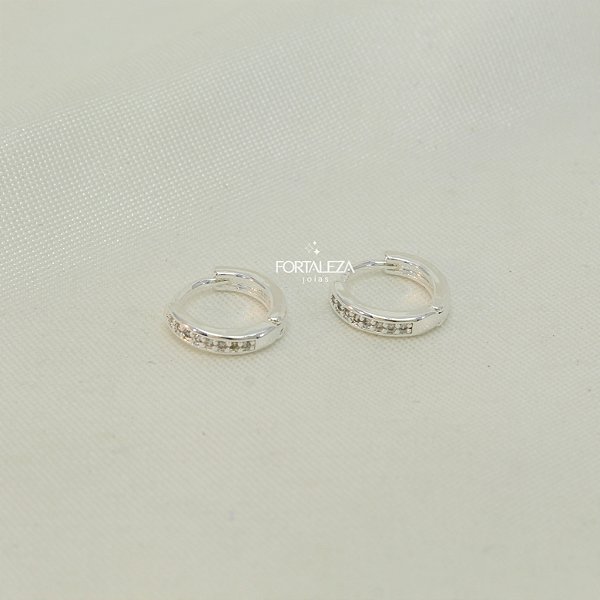 Brinco Mini Argola com Zircônia Cristal Banhado a Prata