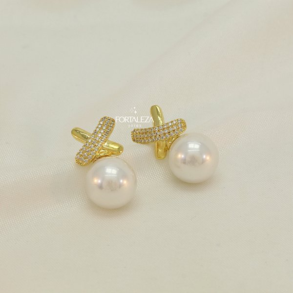 Brinco Pérola com X Cravejado Banhado a Ouro 18k