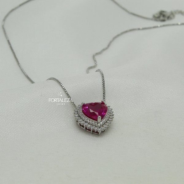 Gargantilha de Coração Cravejada com Zircônia Cristal Banhado a Ouro Branco