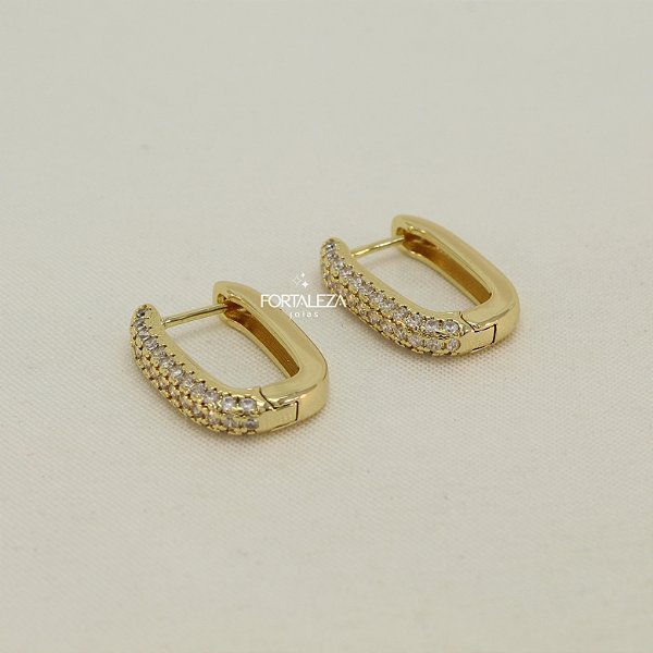Brinco Argola Oval Cravejado Banhado a Ouro 18k