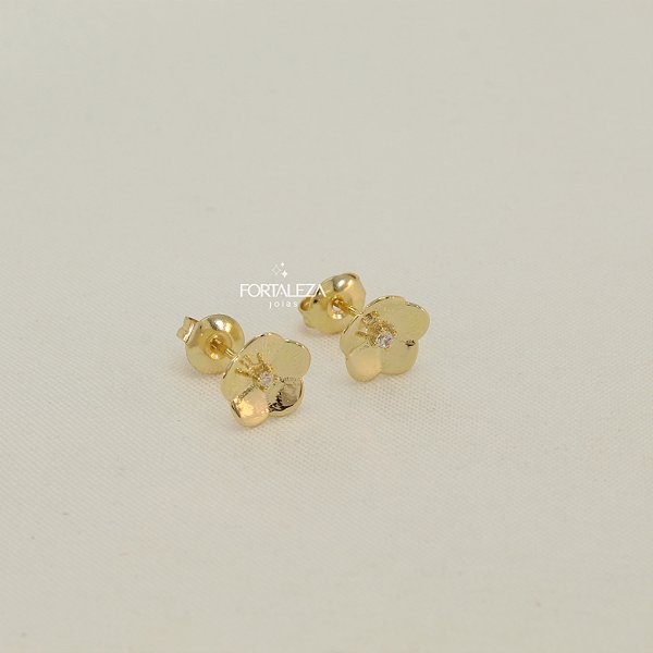 Brinco de Flor com Cravejado Zircônia Banhado a Ouro 18k