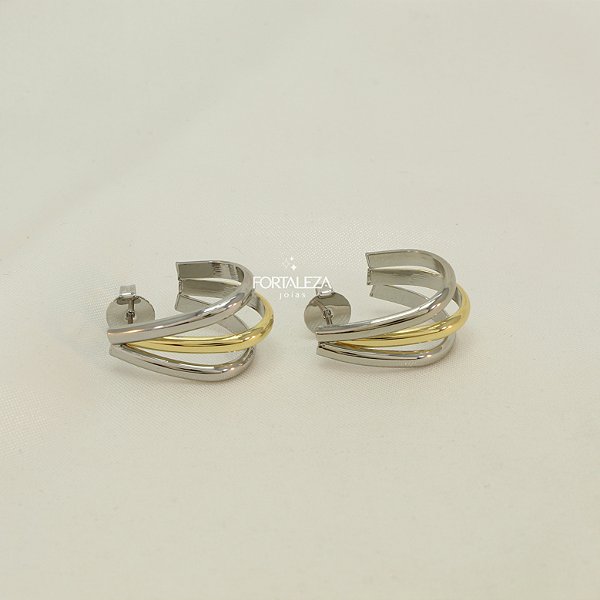 Brinco Argola de Aros Triplos Entrelaçados em Tons Mistos Banhado a Ouro 18k