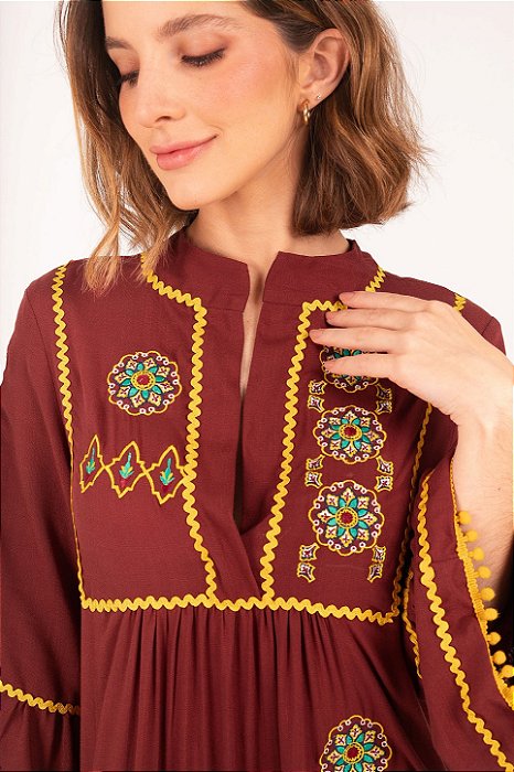 Vestido Istambul bordado vinho