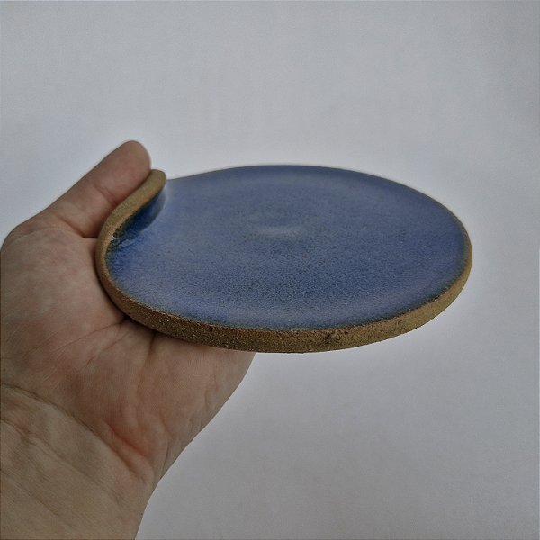 Prato 14cm azul com detalhe amassado