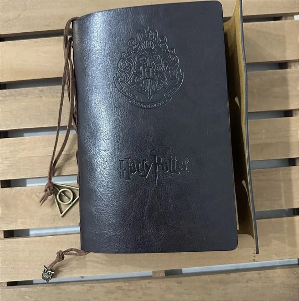 DIÁRIO HARRY POTTER DE COURO (PRETO MAGIA)