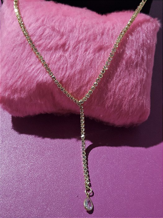 Colar gravatinha gota