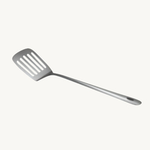 Espátula em Aço Inox Vazada Chapeiro Fritura Utensílio para Cozinha 32x8CM - MX-1011