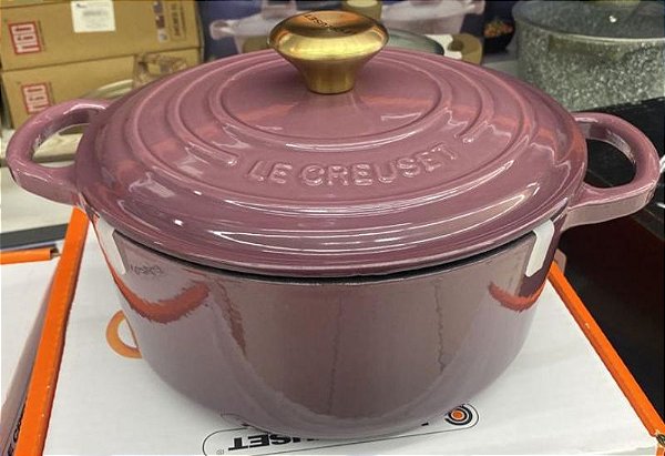Caçarola de Ferro Fundido Marrom Le Creuset Esmaltada 4,2 Litros -  24cm Redonda Alta