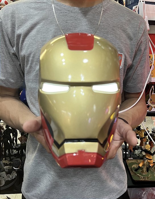 Luminária Homem de Ferro
