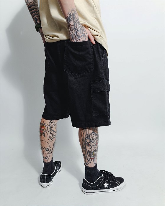 Bermuda CARGO (jeans preta)