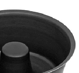 Forma de Assadeira cônica com tubo, antiaderente, preta.NIGRO.