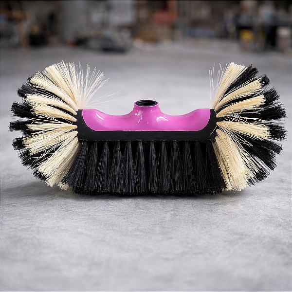 Vassoura BOLOTA NYLON. Cod 670