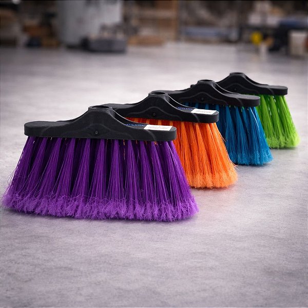 Vassoura BELINHA POP. Cod 110